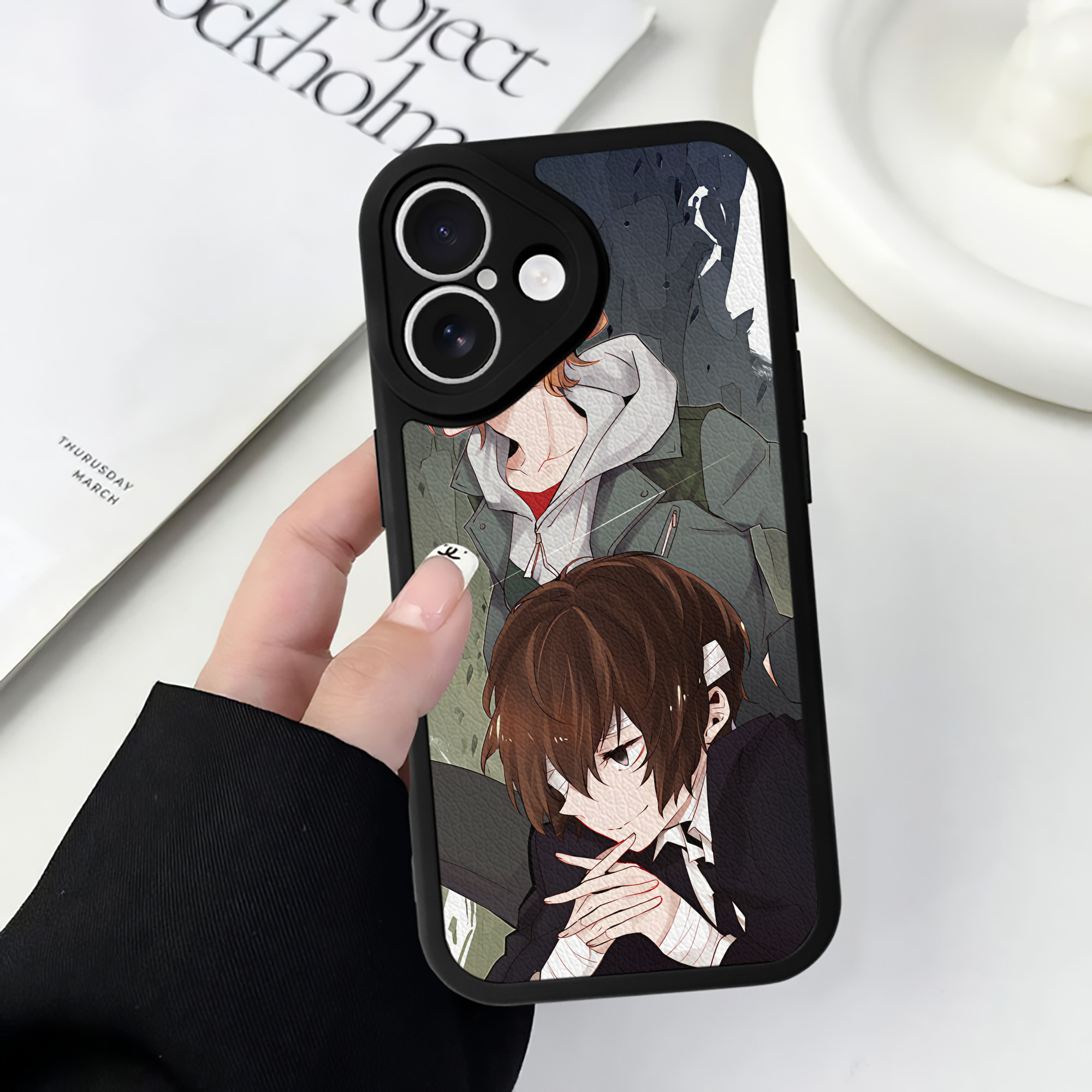 （画像用） 文豪ストレイドッグス Bungo Stray Dogs 【iPhone 16シリーズ対応】シリコンスマホケース（レザー調） 材質：シリコン
